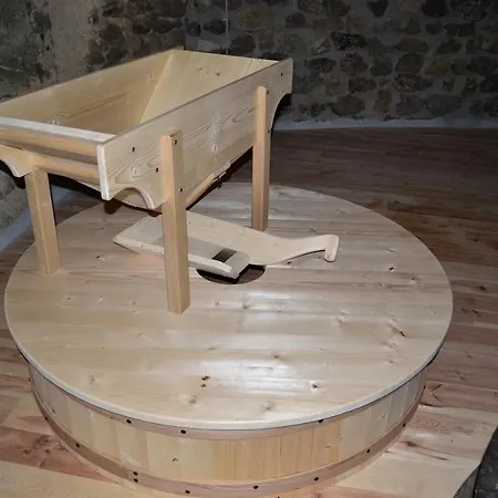 فندق Des Deux Rieu Grandrieu